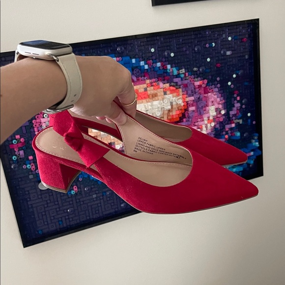 Crown & Ivy Red Heeled Shoes - Picture 1 of 6